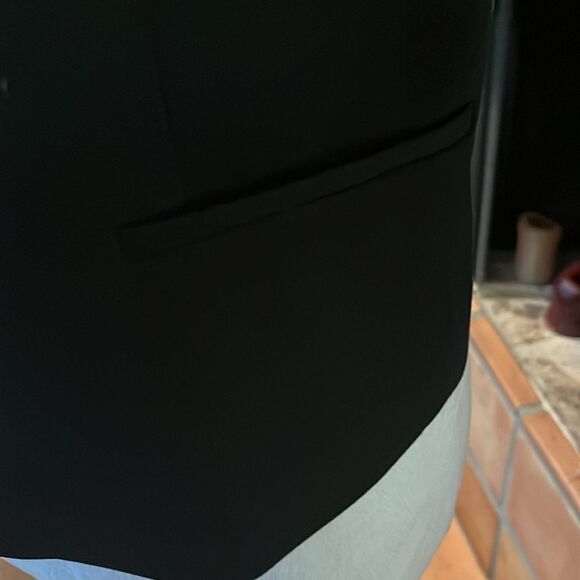 Christian Lacroix Chic Black Square Neck Button-Up Vest Top, size L - Picture 3 of 8